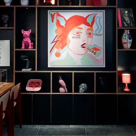 Citizenm
